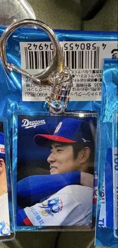 ベストショットシークレットアクキー 51 上林誠知
