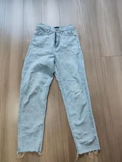 UNIQLO JEANS ライトブルースリムフィットデニム