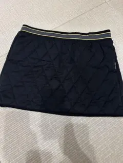 美品【ティゴラ】スカート　キルティング　中綿　2XL 3Lブラック
