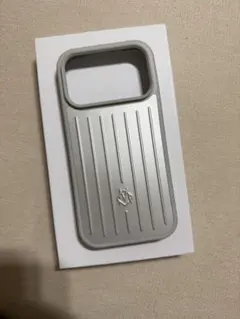RIMOWA iPhone17pro ケースのサムネイル
