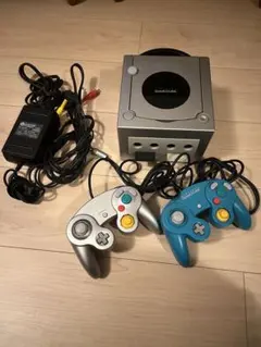 任天堂 ゲームキューブ 本体 コントローラー2個付き　マリカーソフト付き
