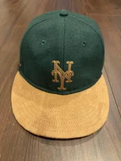 ダークグリーン キャップ エメレオンドレス　ニューエラ