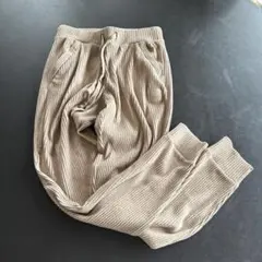 ALO YOGA ロングニットパンツ / リブニット ワイドフレア L - メルカリ