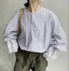 コットンエンブロイダリー　刺繍ブラウス