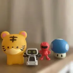 ガチャガチャ　バスボム　キャラクター フィギュアセット　まとめ売り　トラ　ロボ