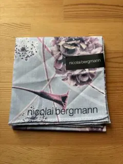 nicolai bergmann 花柄ハンカチ