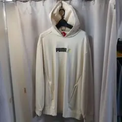 PUMA フード付きパーカー アイボリー