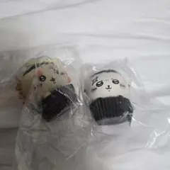 ちいかわ　韓国　カップケーキ　フィギュア　ラッコ　シーサー　限定