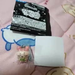 ちいかわ　Biscuit ボールチェーン付きマスコット　古本屋　新品未開封