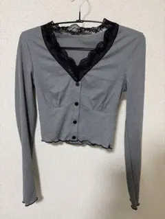 Dazy グレー レース付きクロップドトップス M