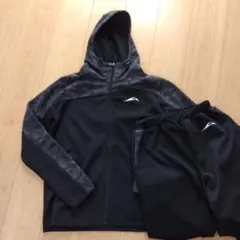 【Ｌ】迷彩柄 フード付きジャージ上下セット