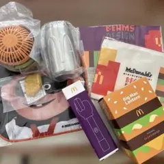 マクドナルド　2025年　8点セット
