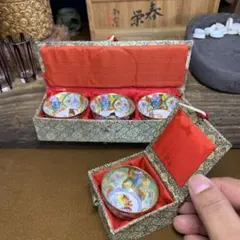 七宝焼 ミニチュア小箱 8点セット 専用箱入り 七宝焼 ミニチュア小箱 8点セット 専用箱入り - メルカリ