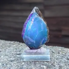 ブルーアンバー　琥珀　原石　C１０