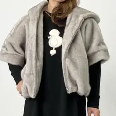 a point etc （アポワン）FAKE FUR GILET COAT - メルカリ