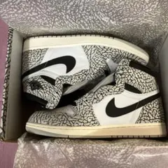 ナイキエアジョーダン1レトロ ハイ テックグレー/マスリン-ブラック-ホワイト