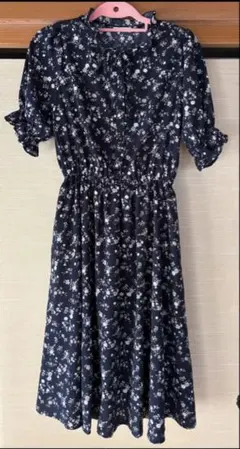 Honeys ハニーズ 花柄ワンピースLサイズのサムネイル