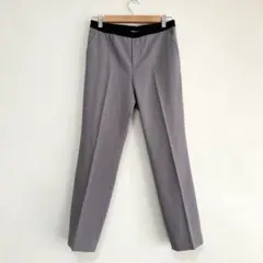 UNIQLO グレー ストレートパンツ 黒ゴムバンド
