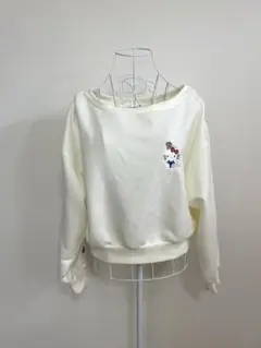 ハローキティ☆クリーム色刺繍オフショルダー長袖トレーナー☆フリーサイズ