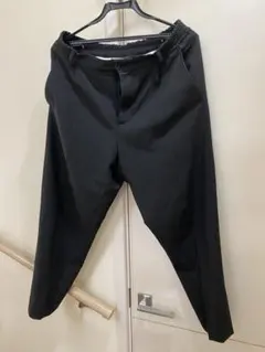 Zara スラックス 美品 テーパードのサムネイル