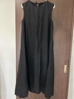 ベースメントオンライン　レースアップ　ロングワンピース　黒ワンピース