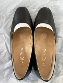 ソフト牛革　パンプス 黒　23.0cm. 4E. 3.5cmヒール