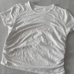 lululemon tシャツ　クロップド　白