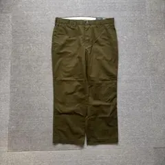 カーゴ チノパン