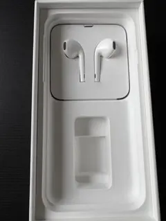 新品【Apple 純正品】EarPods 有線イヤフォン　ライトニング