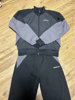 アディダスオリジナルスEQTセットアップ　ナイロン　上S下XS