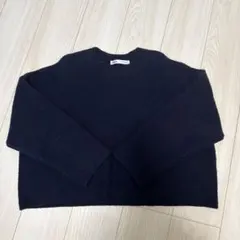 zara紺ショートニット