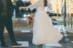 花柄刺繍ウェディングドレス（ショートベール付）