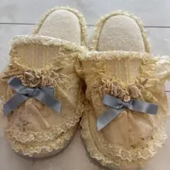 美品★さえらakiakaneアキアカネ花柄豪華座布団カバー日本製フリル&レース さえらアキアカネ大きな花柄レースクッションカバー座布団カバー