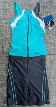 ☆まる子様専用☆Reebok セパレート水着 フィットネスのサムネイル