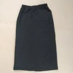 無地ダークグレー タイトスカート 前ポケット付き