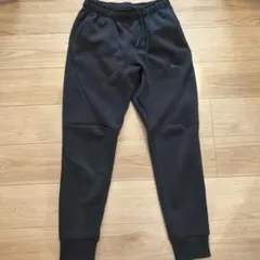 Puma ブラック ジャージパンツ Lサイズ