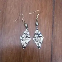 Item thumbnail for item f4136e55-7d4c-4e0a-9006-7a7a8d543c11