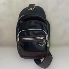 スリングバッグ