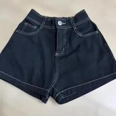 黒ショートパンツ 140サイズ