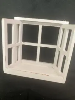 窓枠風　ウォールシェルフ　サリュ！