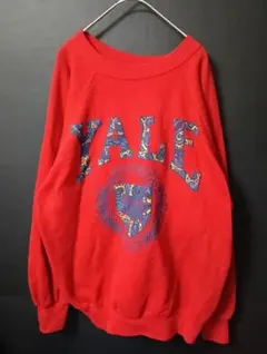 ☆Yale カレッジロゴ入り 赤 トレーナー　L