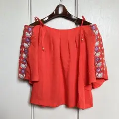 値下げ オレンジLilyBrown刺繍オフショルダーのサムネイル