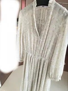 ユニクロ　Joy off Printシフォンプリーツワンピース