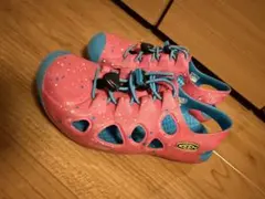 【美品】KEEN サンダル 18.5㌢