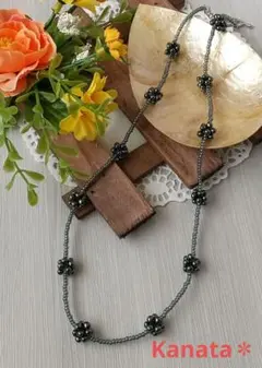 コロコロビーズボールのネックレス ハンドメイド