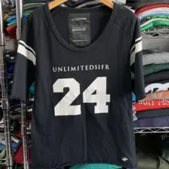 UNLIMITEDSIFR ナンバリングプリントTシャツ