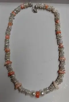 淡水真珠ケシと深海さんごデザインネックレス