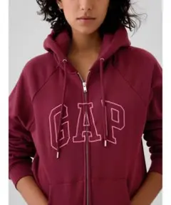 GAP パーカー　トップス　トレーナー　ジャージ　フード付き
