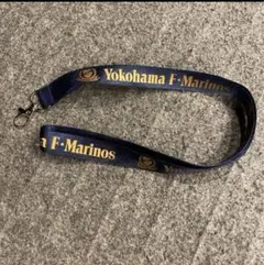 横浜マリノス　ストラップ　VI P サッカー