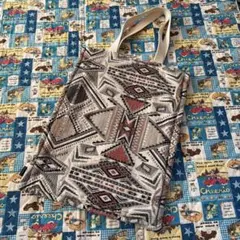 niko and... ニコアンド幾何学模様キャンバストートバッグ オルティガ柄